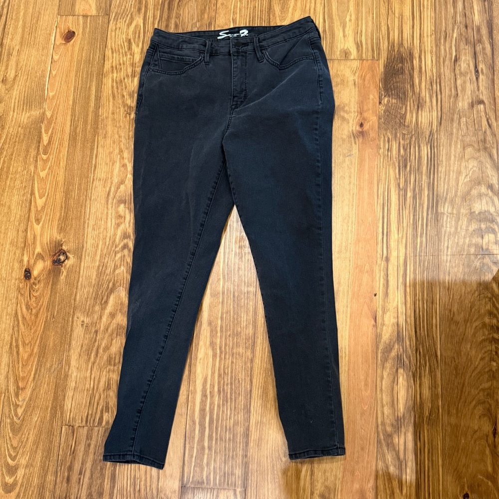 Seven7 Women's Black Skinny Jeans